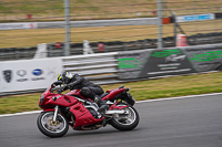 brands-hatch-photographs;brands-no-limits-trackday;cadwell-trackday-photographs;enduro-digital-images;event-digital-images;eventdigitalimages;no-limits-trackdays;peter-wileman-photography;racing-digital-images;trackday-digital-images;trackday-photos